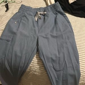 Figs size small Zamora high waisted